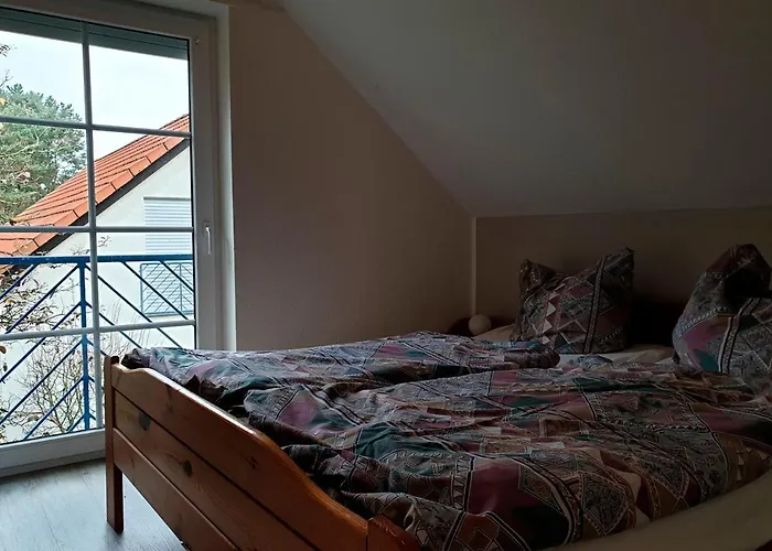 Ferienhaushaelfte Zum Plauer